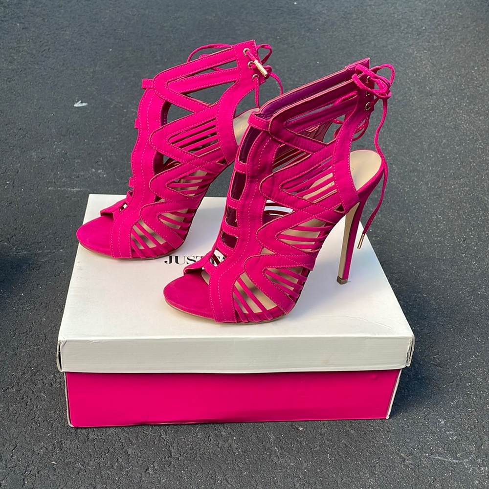 Fuschia sandal